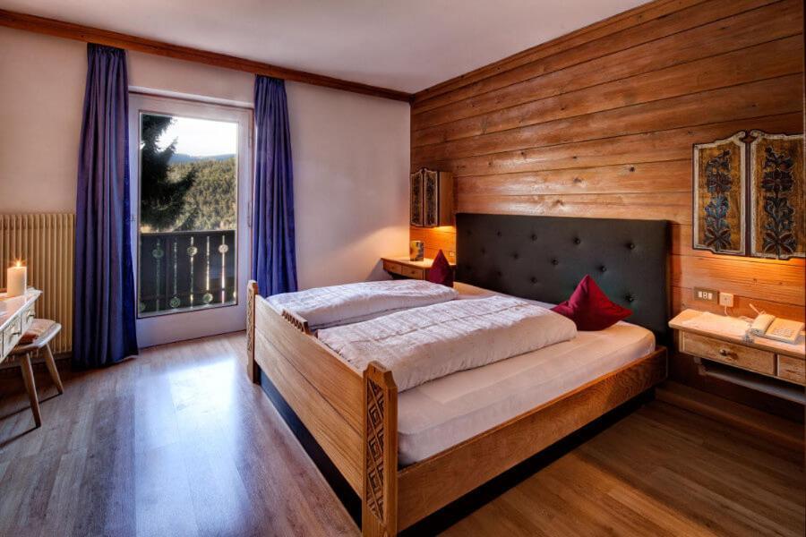 Solaia Hotel & Guesthouse Castelrotto Exterior photo